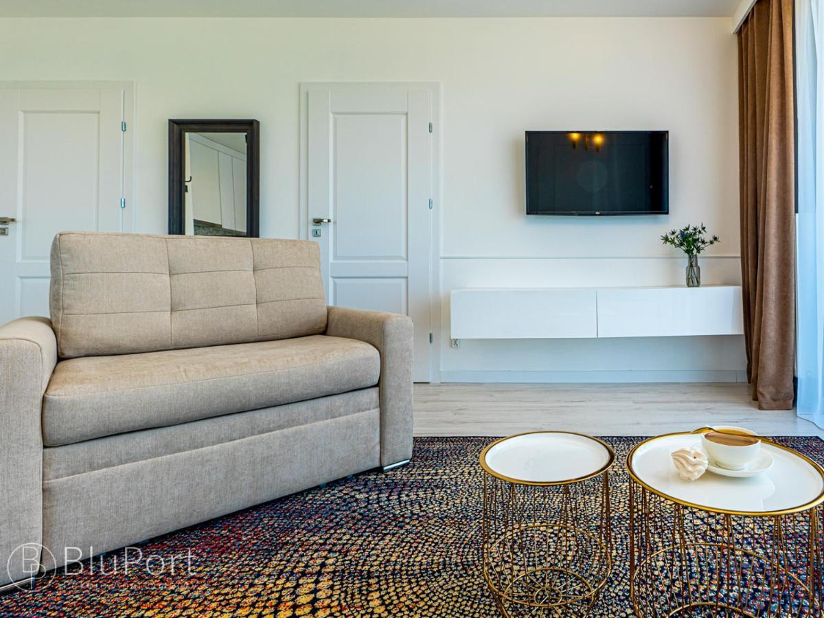 Blu Port Apartment Gaski  Bagian luar foto