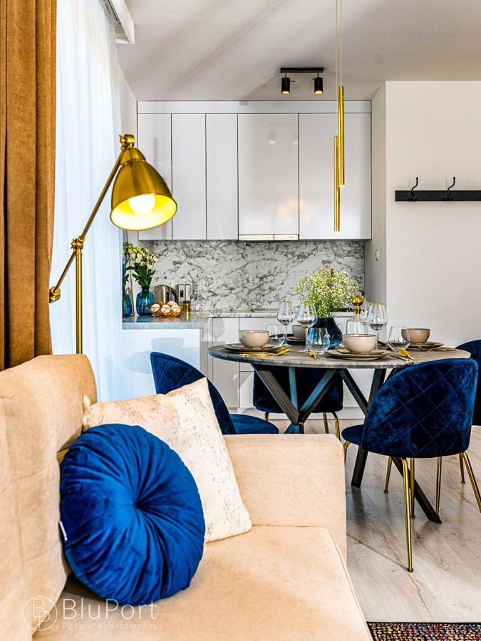 Blu Port Apartment Gaski  Bagian luar foto