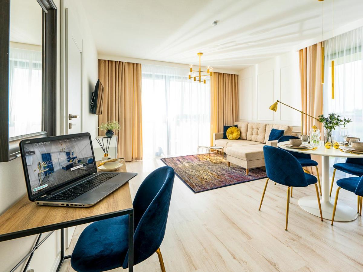 Blu Port Apartment Gaski  Bagian luar foto