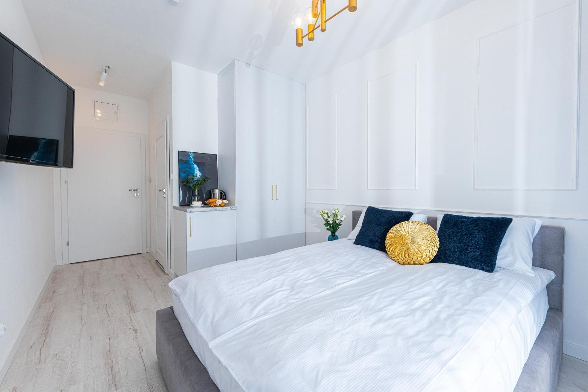 Blu Port Apartment Gaski  Bagian luar foto